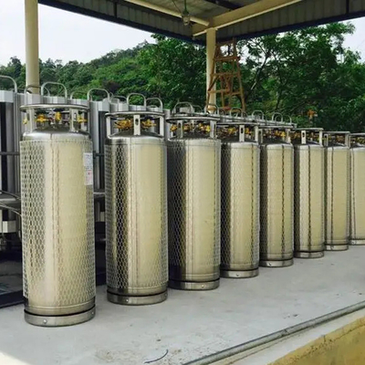 Di động Xylanh Dewar Cryogenic 2.6mpa Xe tăng oxy 450l